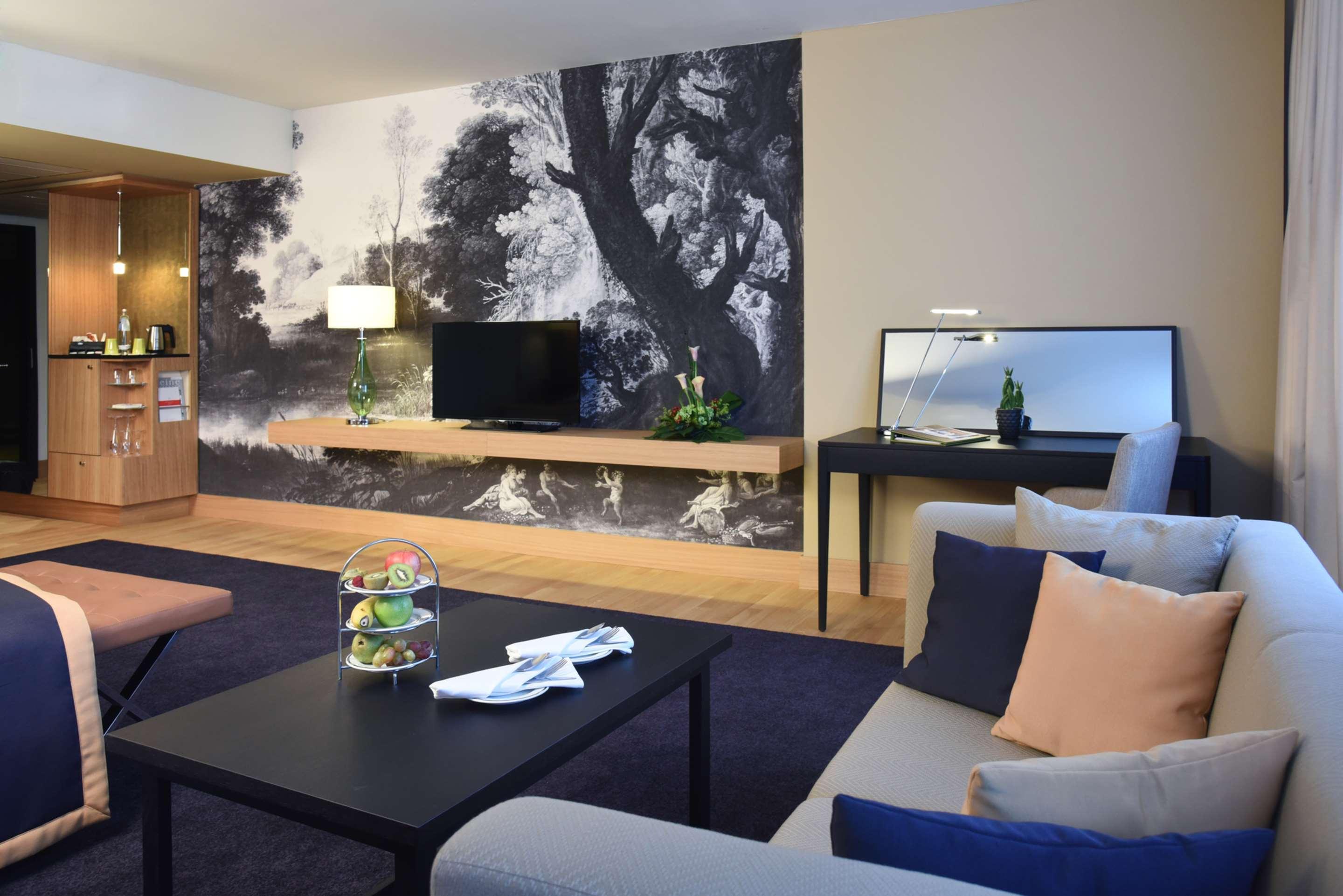Steigenberger Hotel Bad Homburg Bad Homburg vor der Hoehe Exterior photo Suite