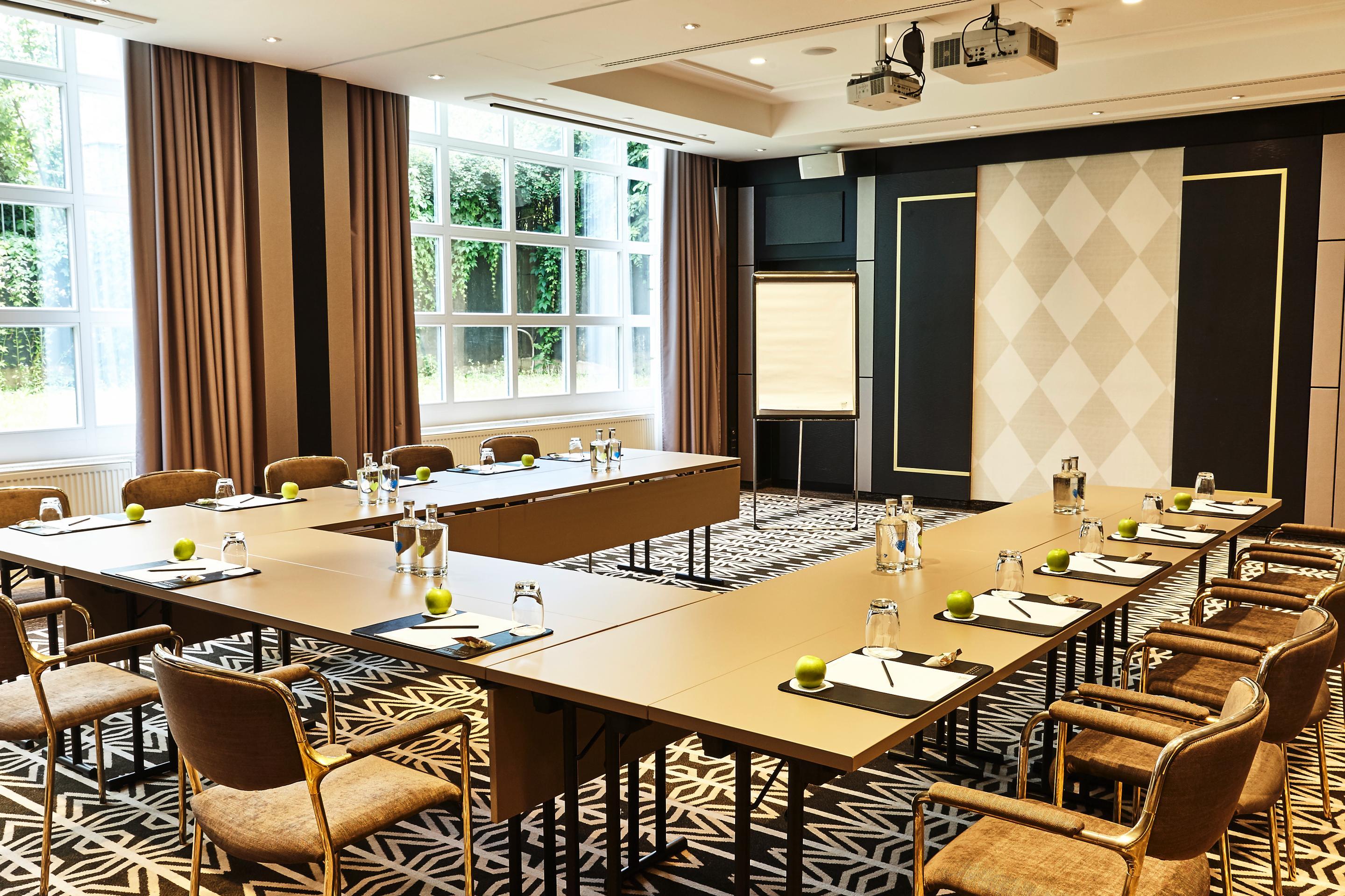 Steigenberger Hotel Bad Homburg Bad Homburg vor der Hoehe Exterior photo Meeting room