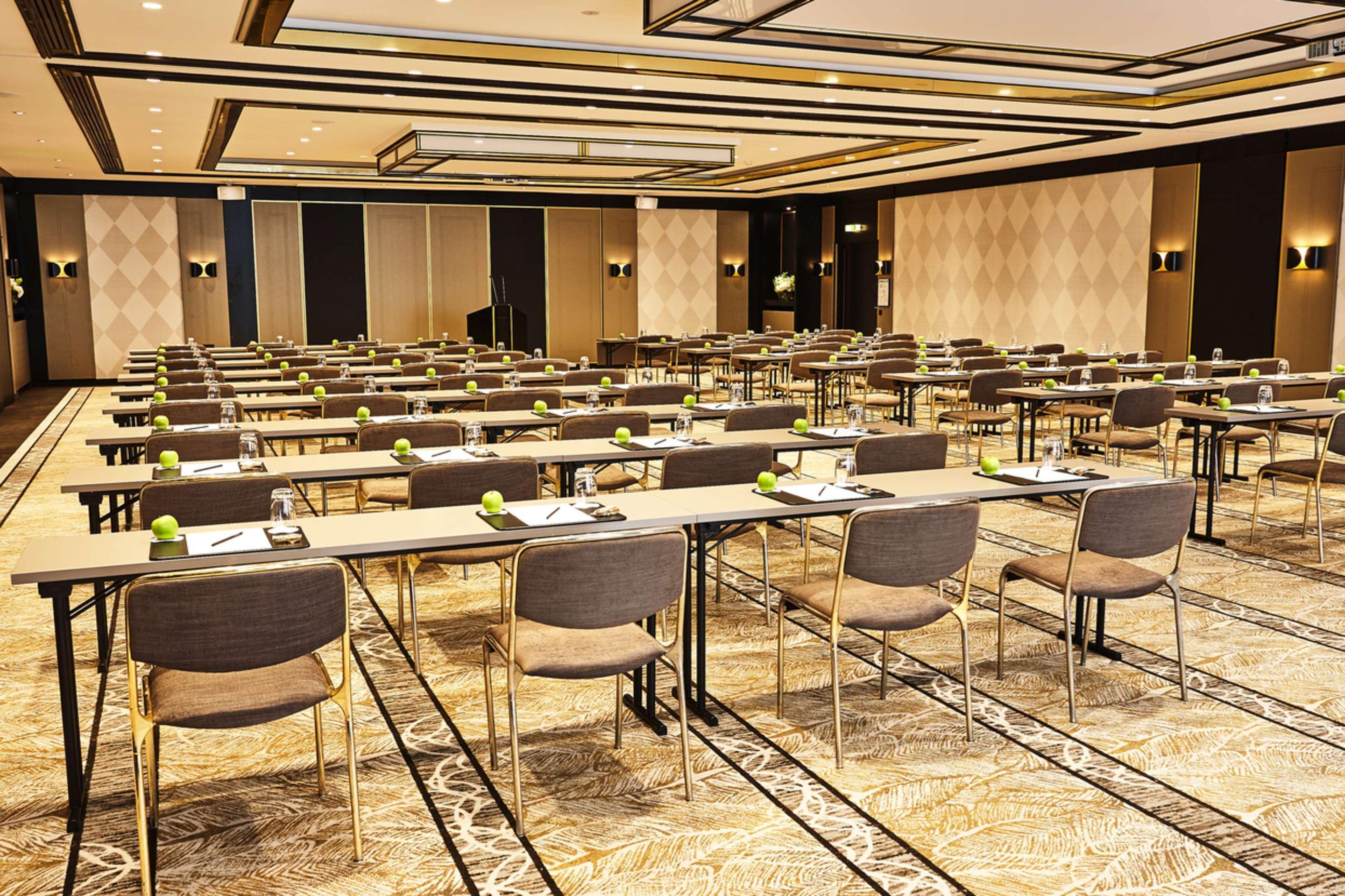 Steigenberger Hotel Bad Homburg Bad Homburg vor der Hoehe Exterior photo The Grand Ballroom