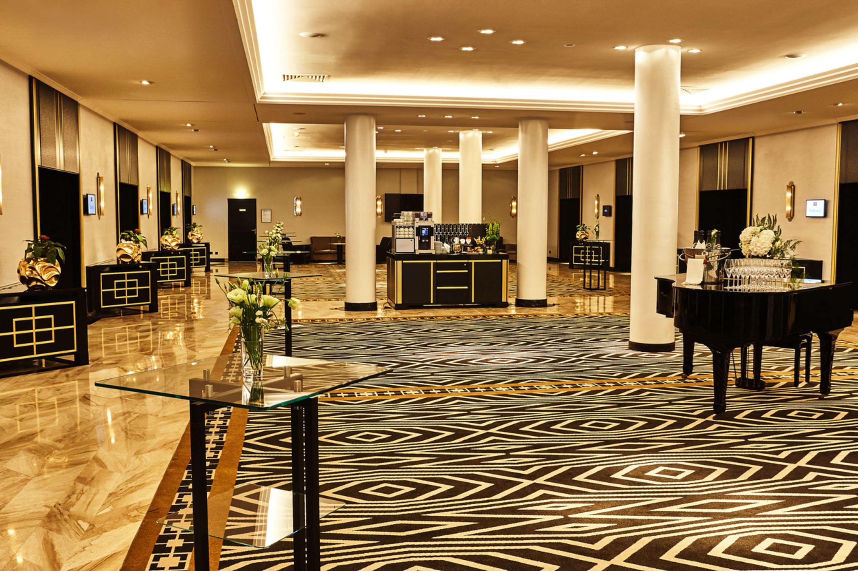 Steigenberger Hotel Bad Homburg Bad Homburg vor der Hoehe Exterior photo The lobby